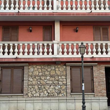 Casa Vacanza Donna Laura Barcellona-Pozzo di Gotto Exteriér fotografie