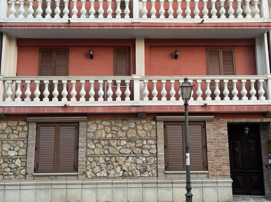 Casa Vacanza Donna Laura Barcellona-Pozzo di Gotto Exteriér fotografie
